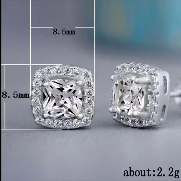 925 Silver Square Cut Diamond Beautiful Earrings - Picture 2 of 2